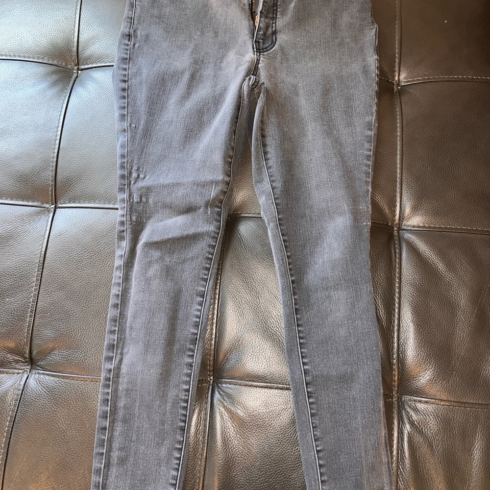 Women's Gray Skinny Jeans